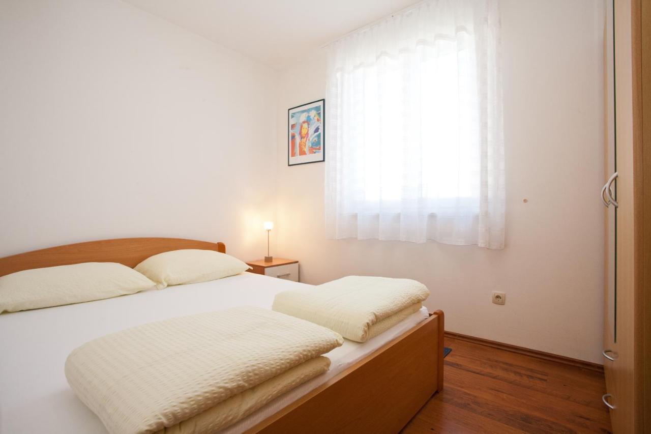 Apartments Glibo Near The Sea And Town Center! Krk Town Kültér fotó