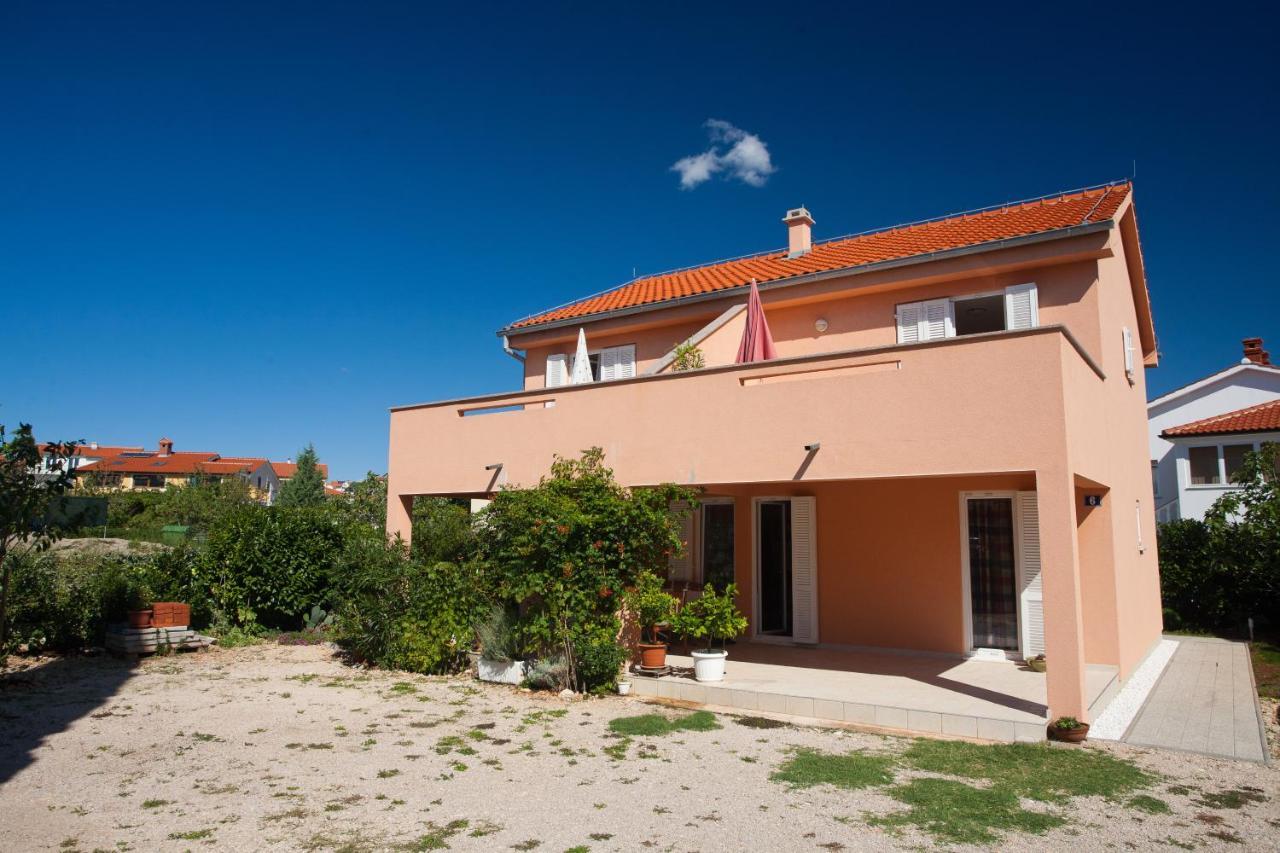Apartments Glibo Near The Sea And Town Center! Krk Town Kültér fotó